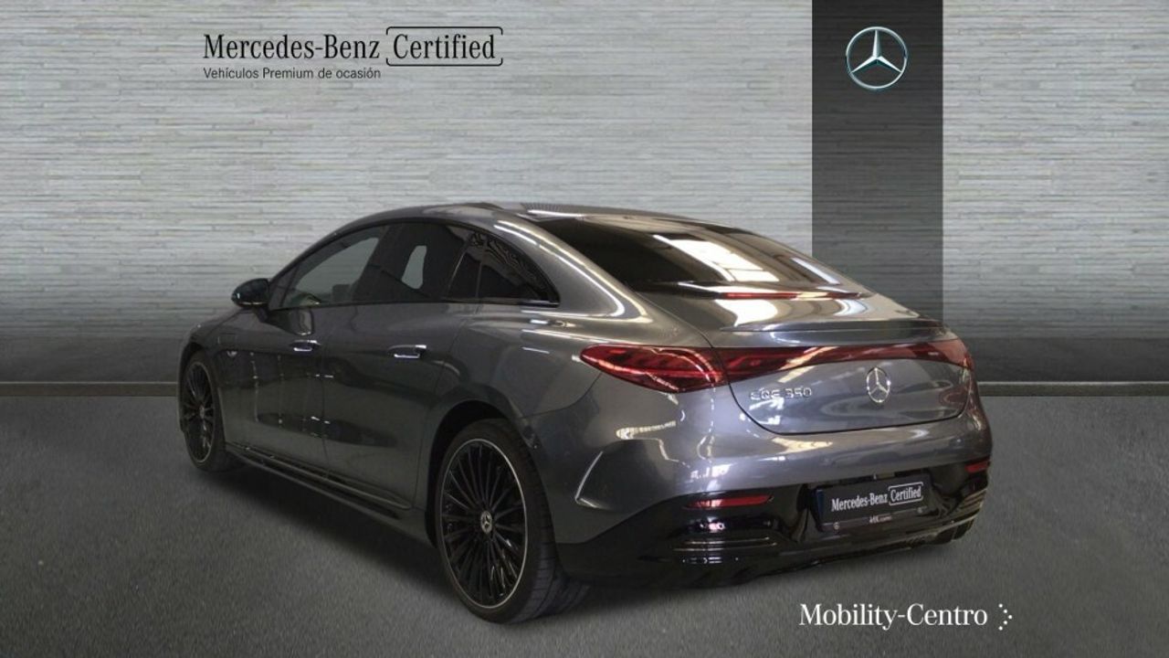 Foto Mercedes-Benz EQE 4