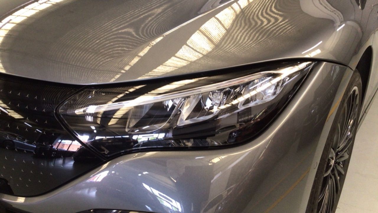 Foto Mercedes-Benz EQE 14