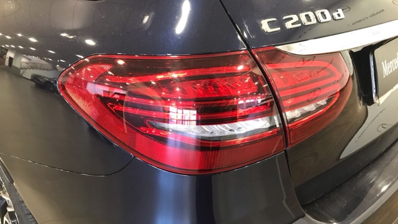 Foto Mercedes-Benz Clase C 21