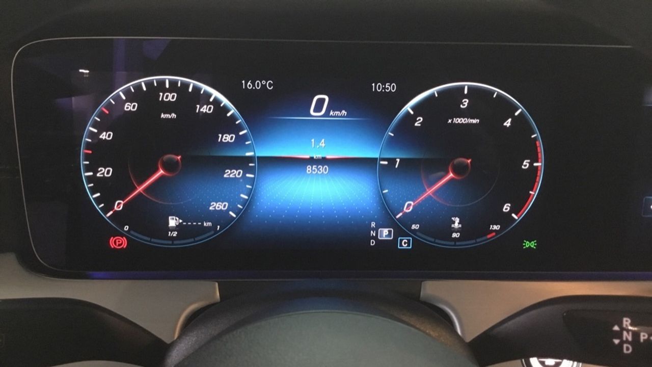 Foto Mercedes-Benz Clase E 18