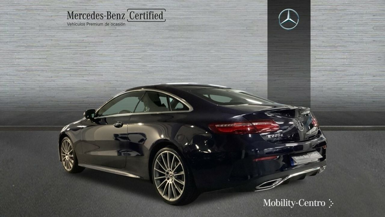 Foto Mercedes-Benz Clase E 4
