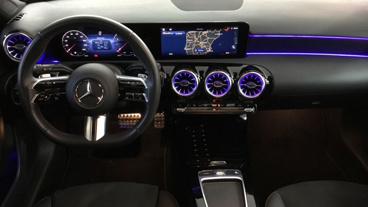 Foto Mercedes-Benz Clase A 8