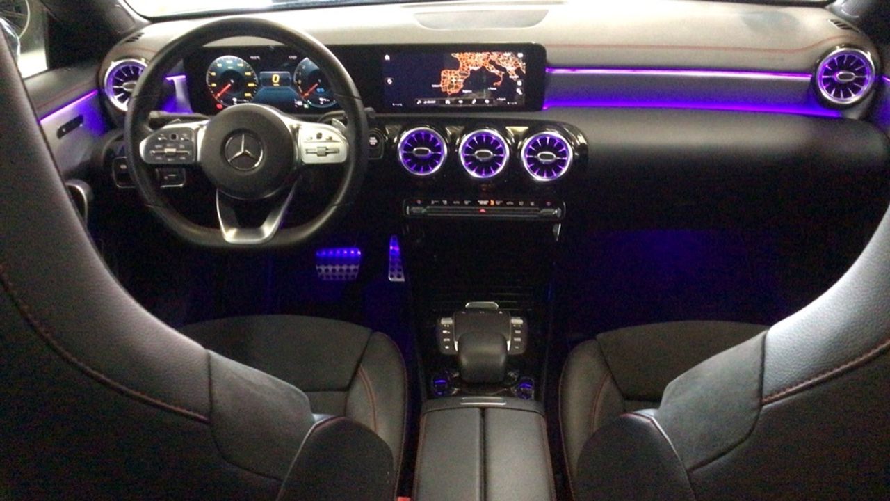 Foto Mercedes-Benz Clase CLA 8