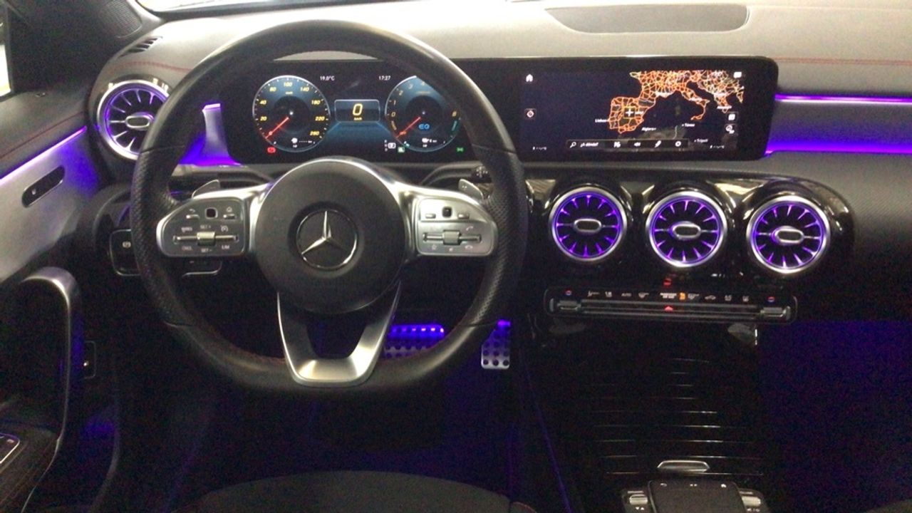 Foto Mercedes-Benz Clase CLA 9