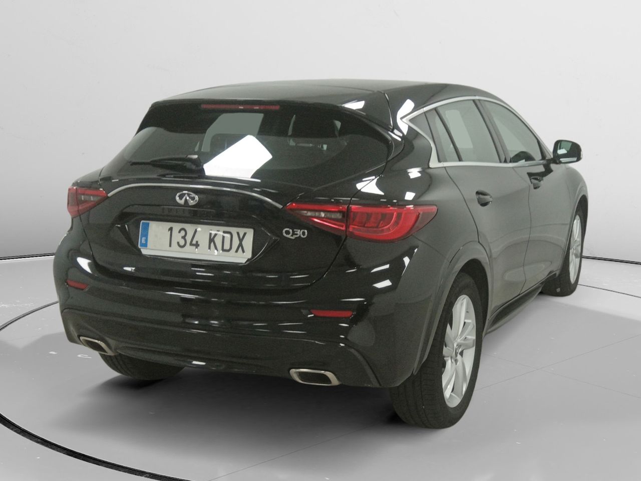 Foto Infiniti Q30 2