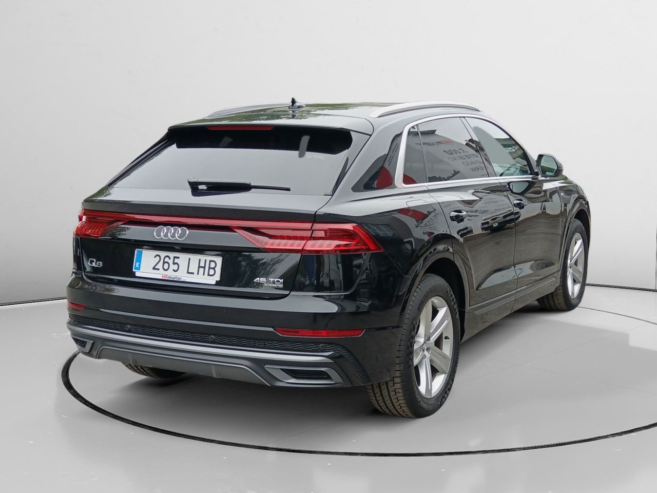 Foto Audi Q8 2