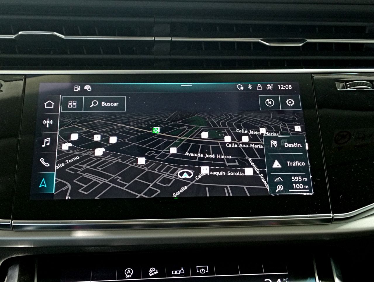 Foto Audi Q8 19