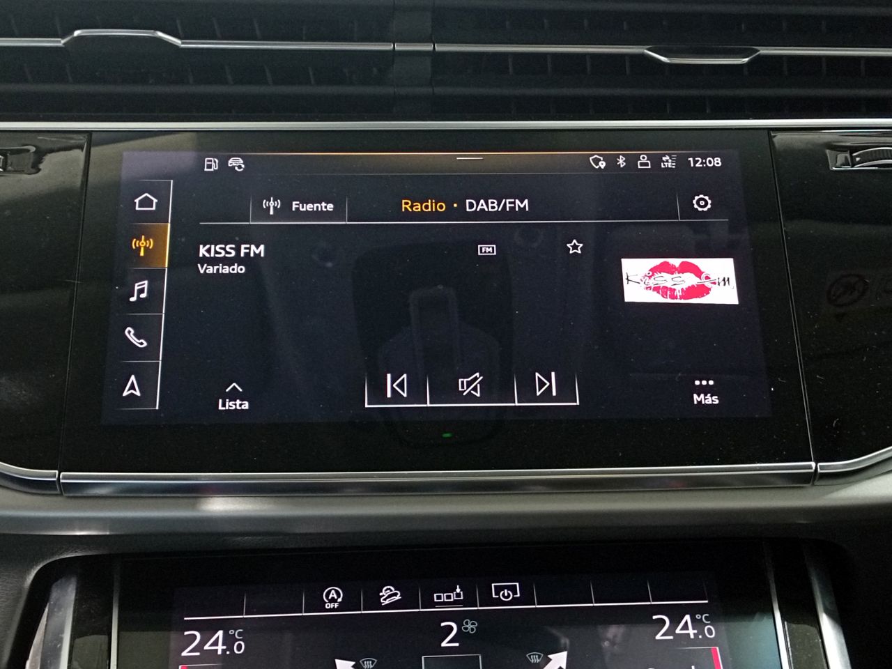 Foto Audi Q8 21