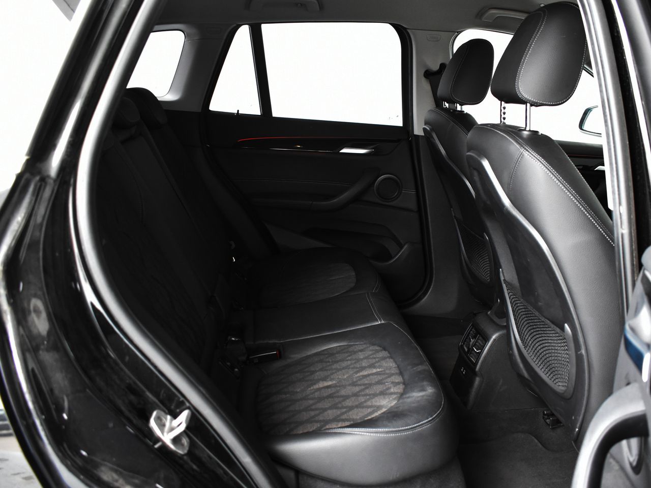 Foto BMW X1 9