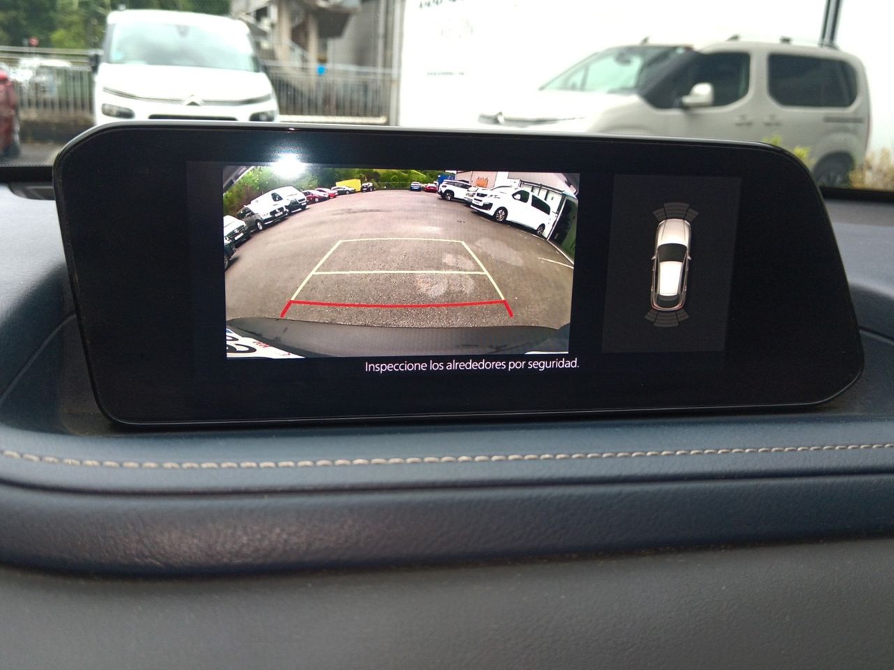 Foto Mazda CX-30 16