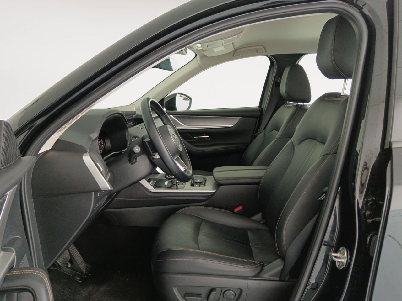 Foto Mazda CX-60 8