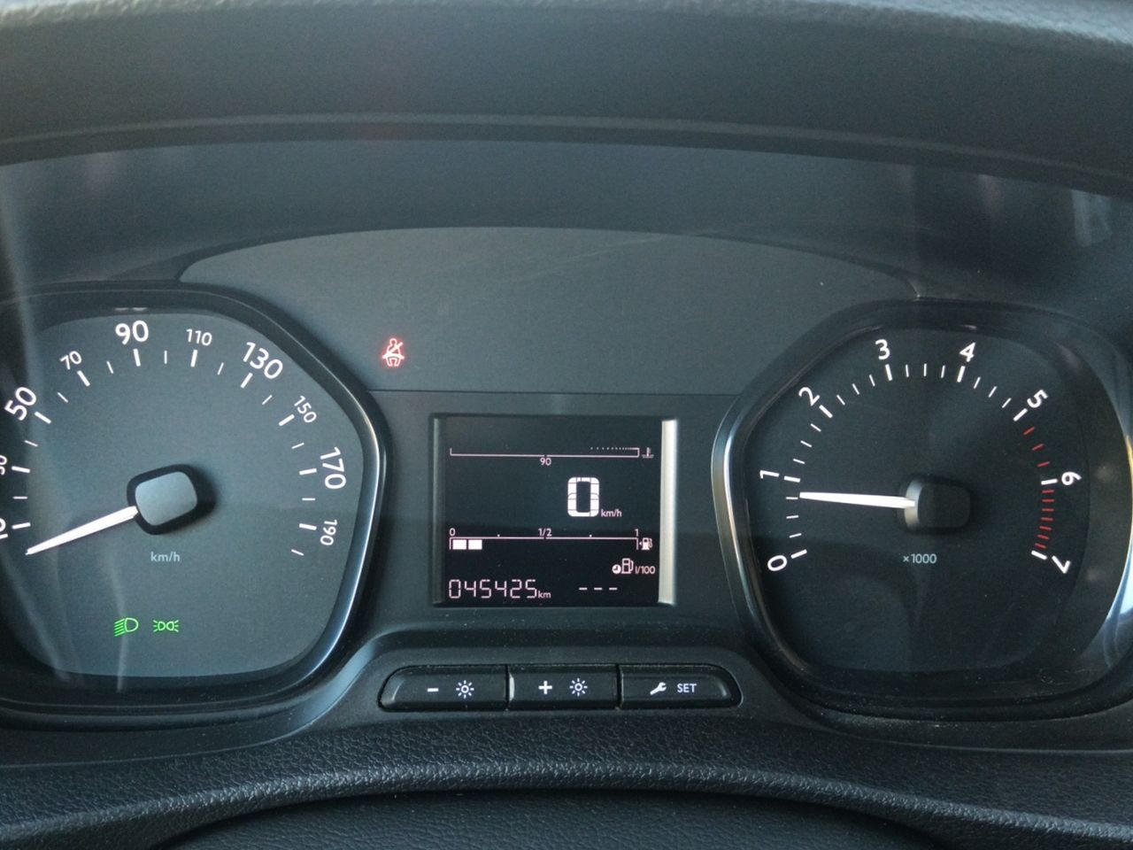Foto Peugeot Expert 13