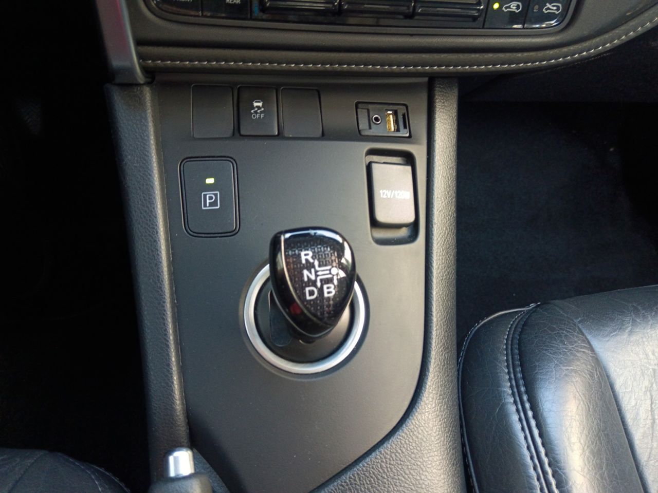 Foto Toyota Auris 12