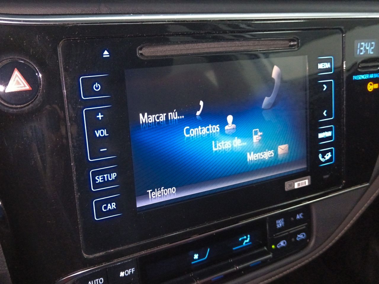Foto Toyota Auris 14