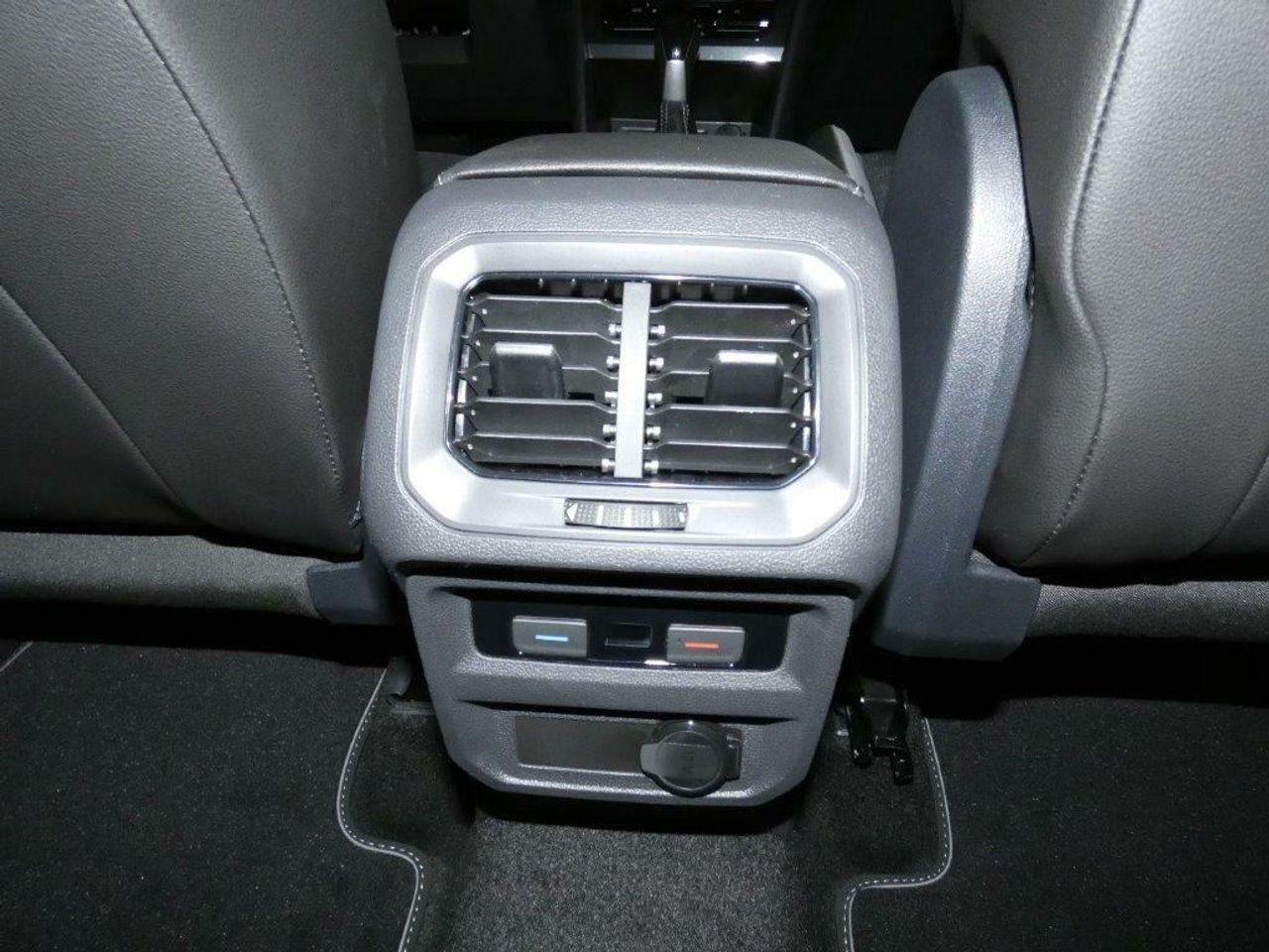 Foto Volkswagen Tiguan 14