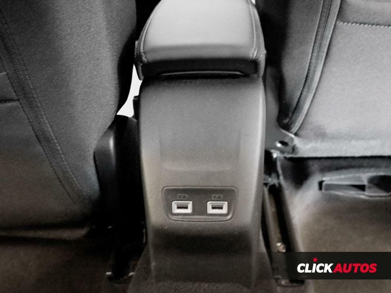 Foto Peugeot 2008 11