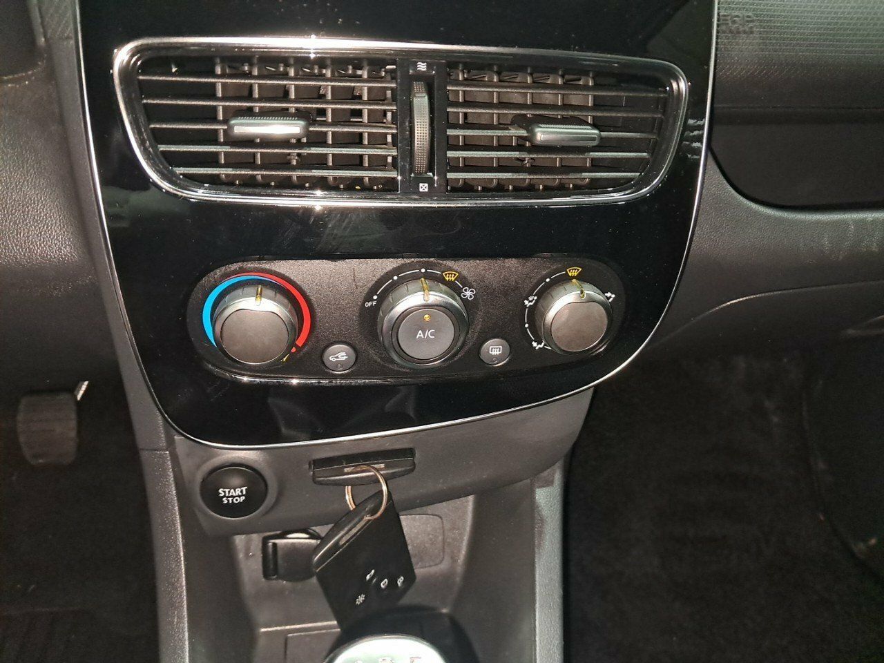 Foto Renault Clio 17