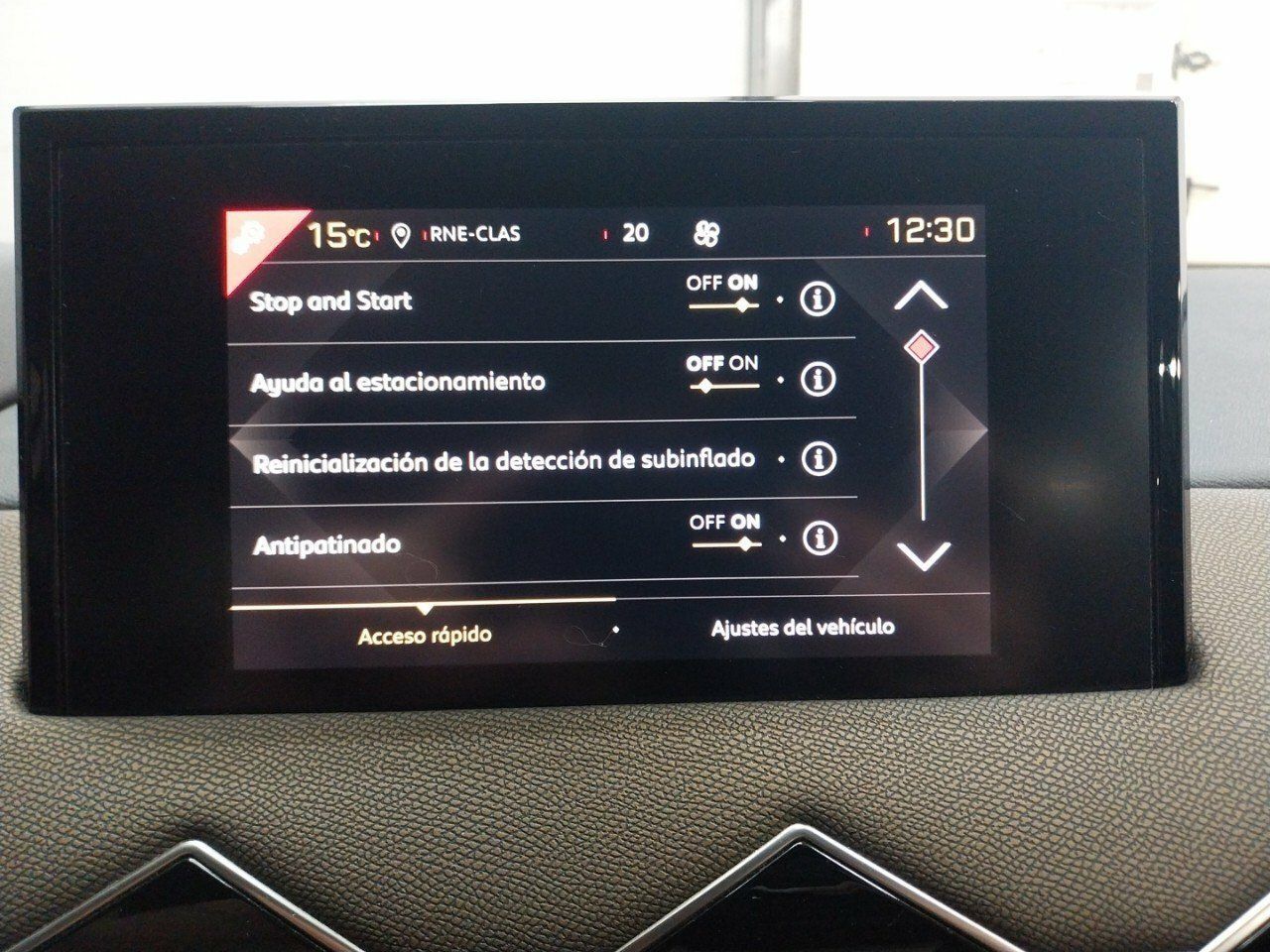 Foto DS Automobiles DS 3 18