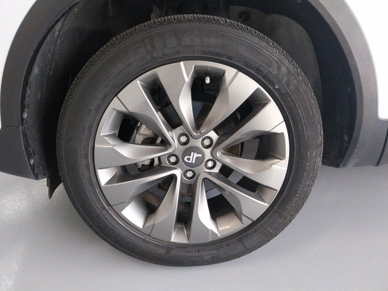 Foto DR Automobiles DR4 29
