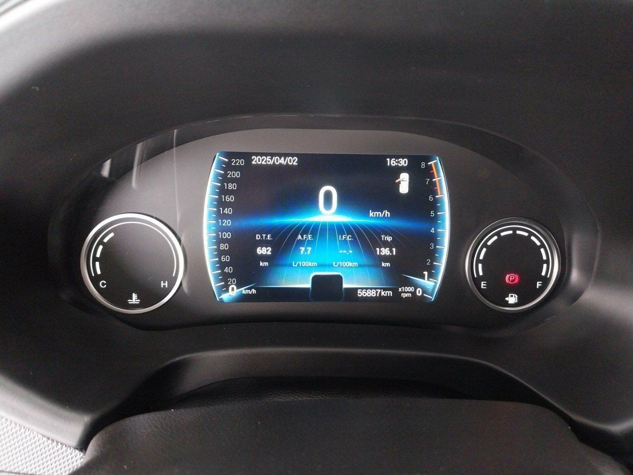 Foto DR Automobiles DR4 8