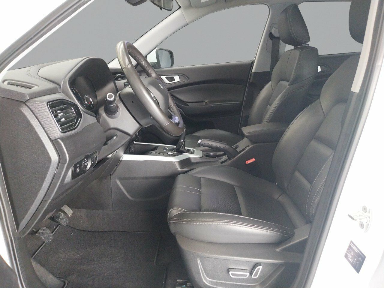 Foto DR Automobiles DR4 6