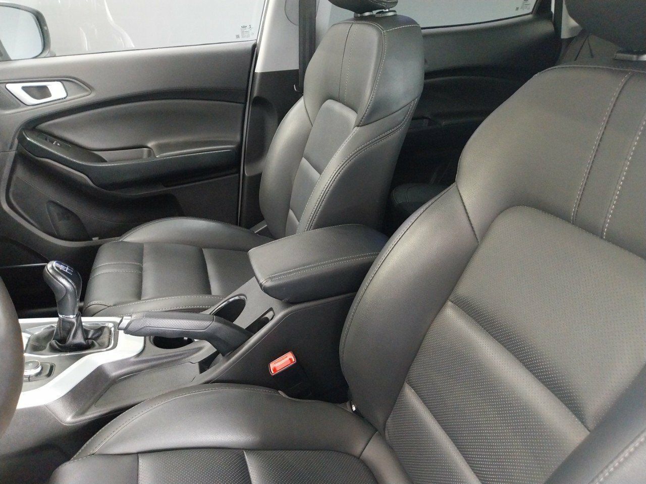 Foto DR Automobiles DR4 22