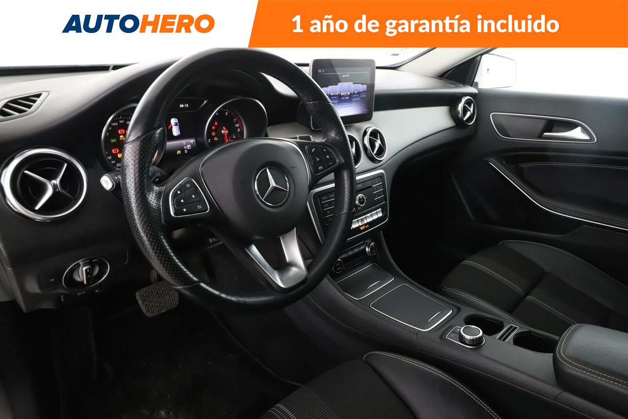 Foto Mercedes-Benz Clase GLA 11