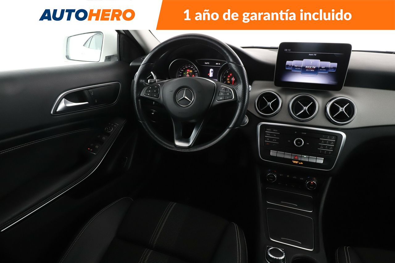 Foto Mercedes-Benz Clase GLA 13