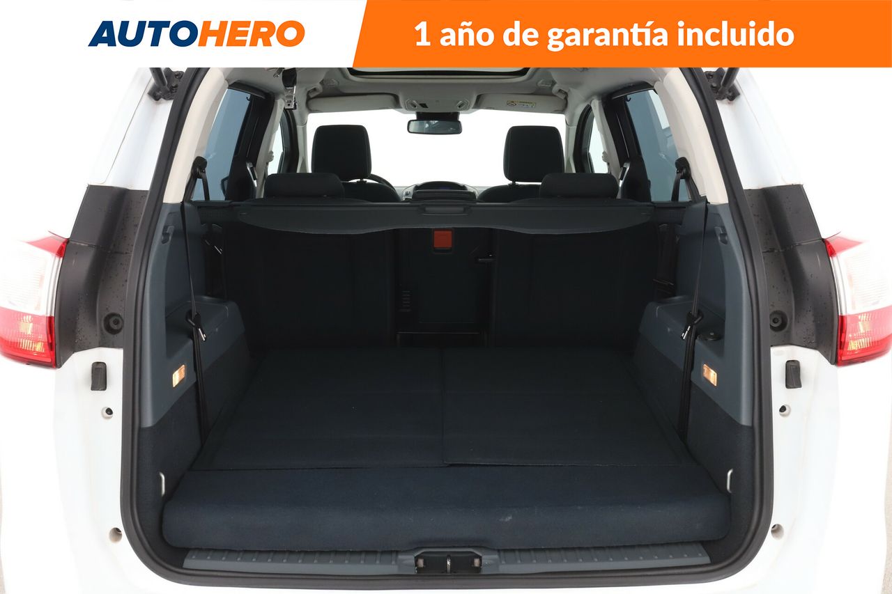 Foto Ford Grand C-MAX 17