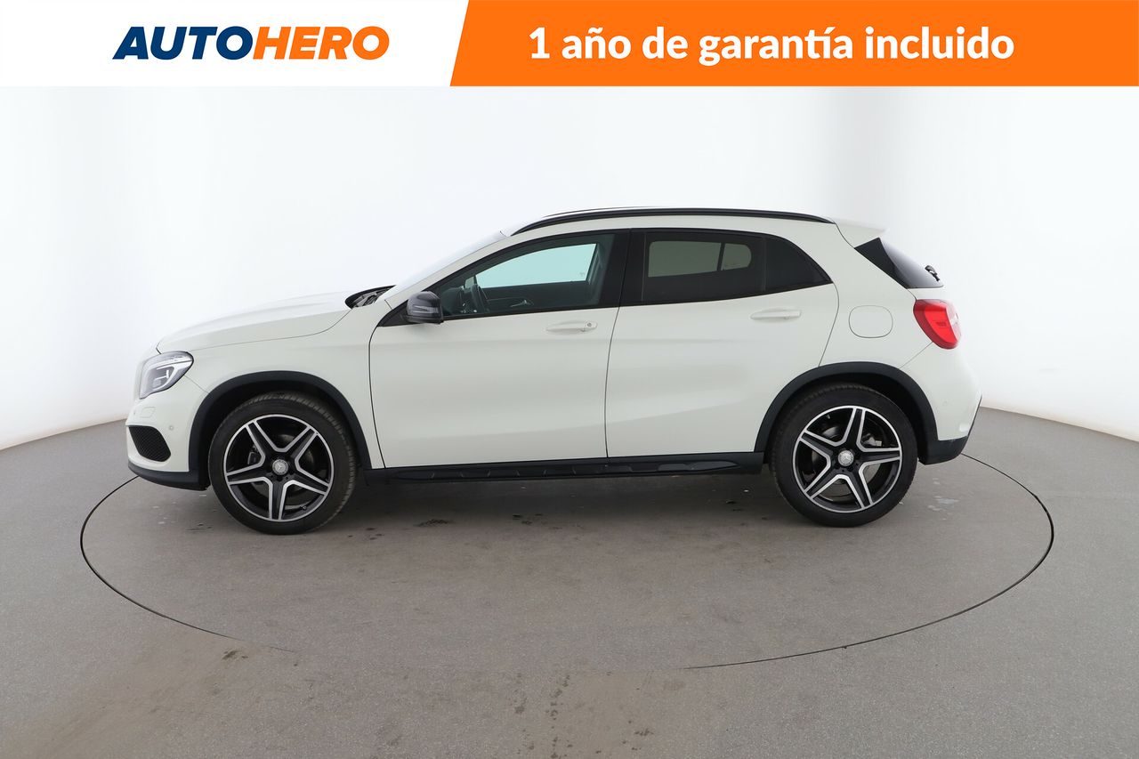 Foto Mercedes-Benz Clase GLA 2