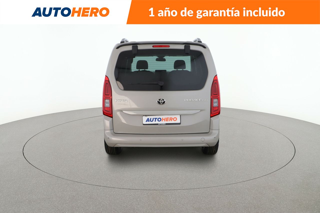 Foto Toyota Proace 4