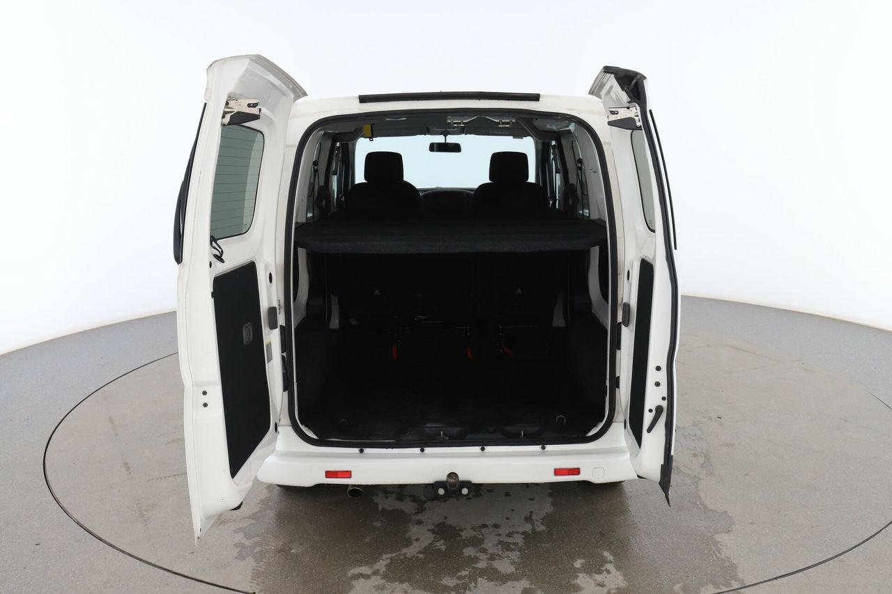 Foto Nissan NV200 16