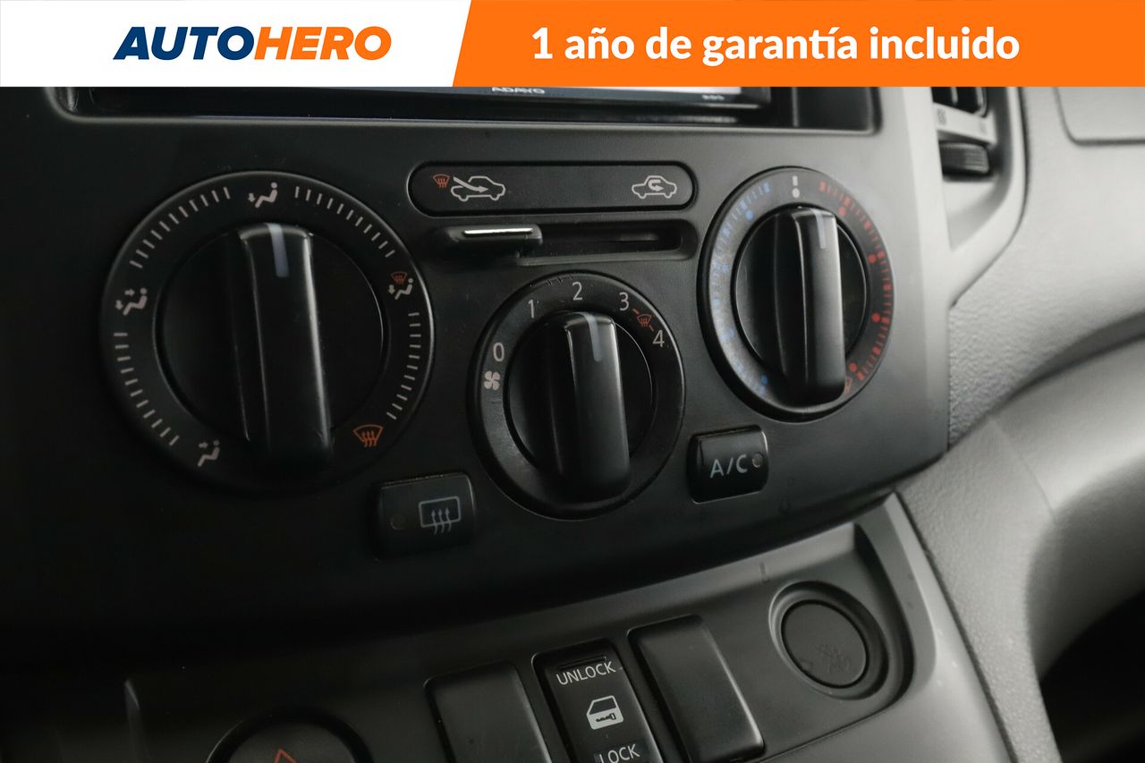 Foto Nissan NV200 22