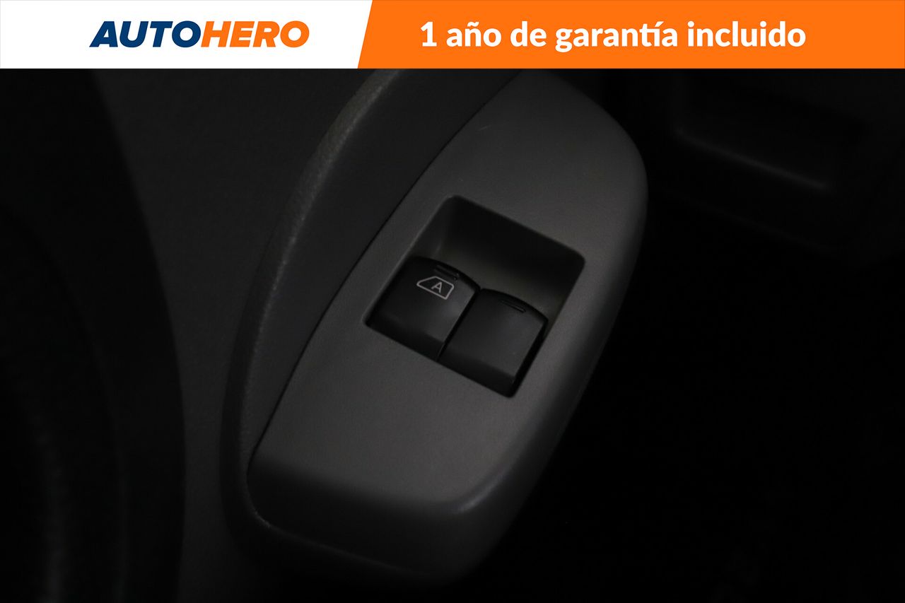 Foto Nissan NV200 23