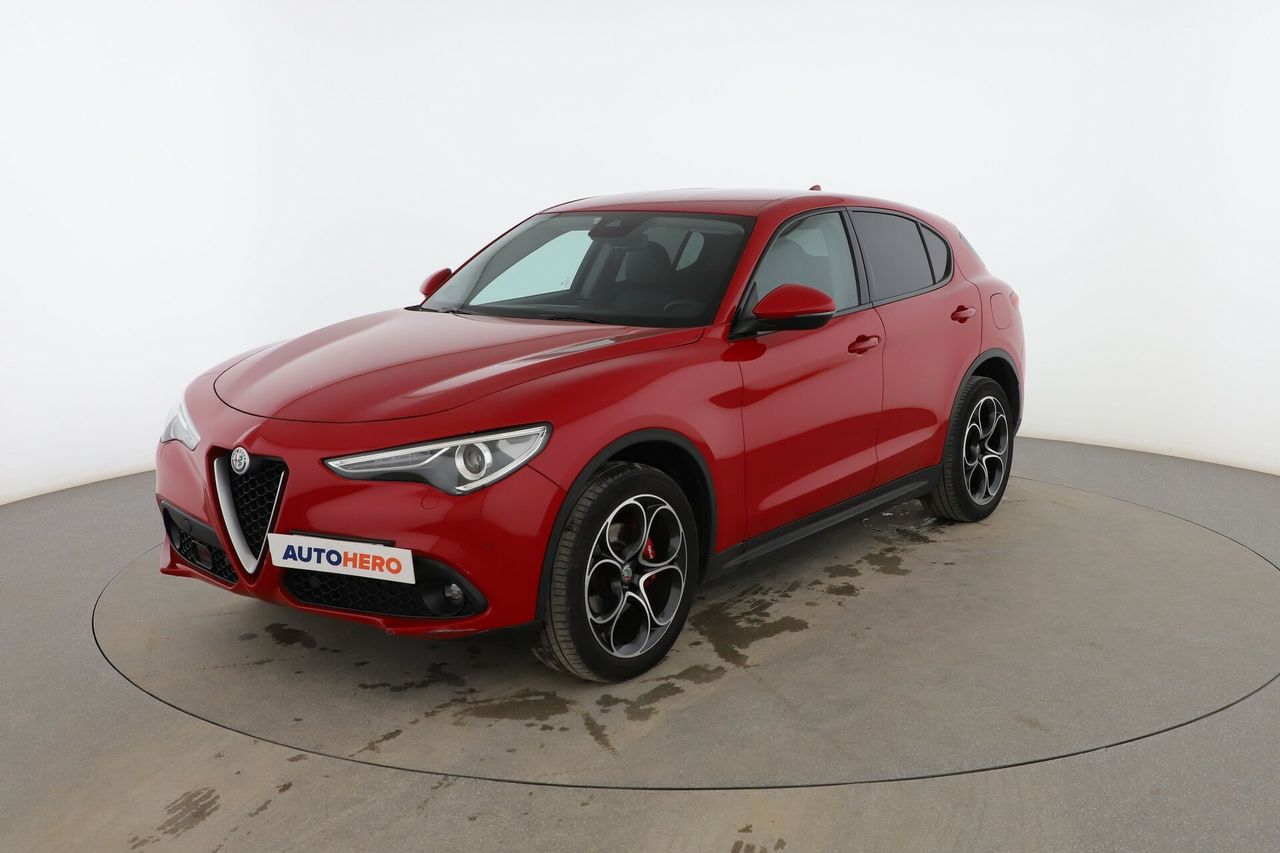 Foto Alfa Romeo Stelvio 1