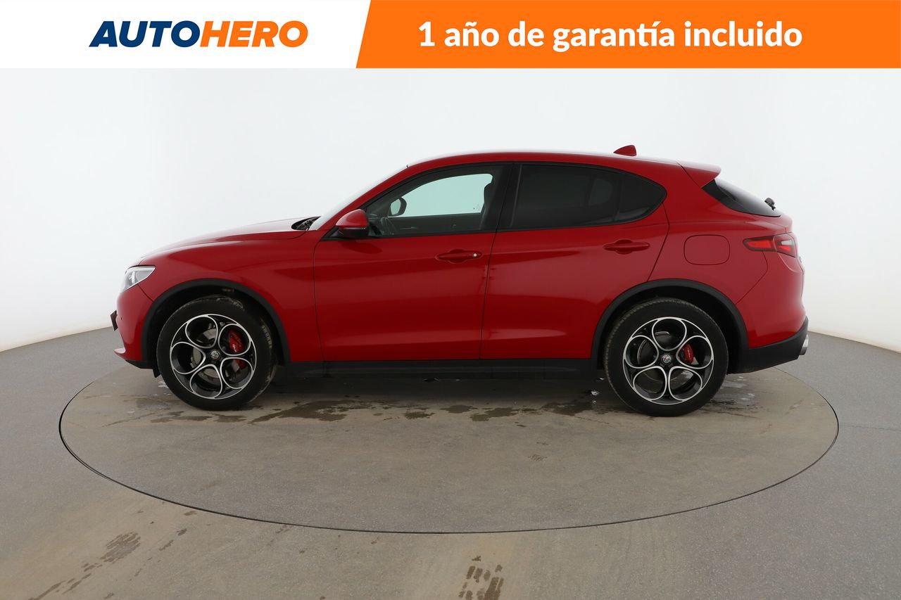 Foto Alfa Romeo Stelvio 2