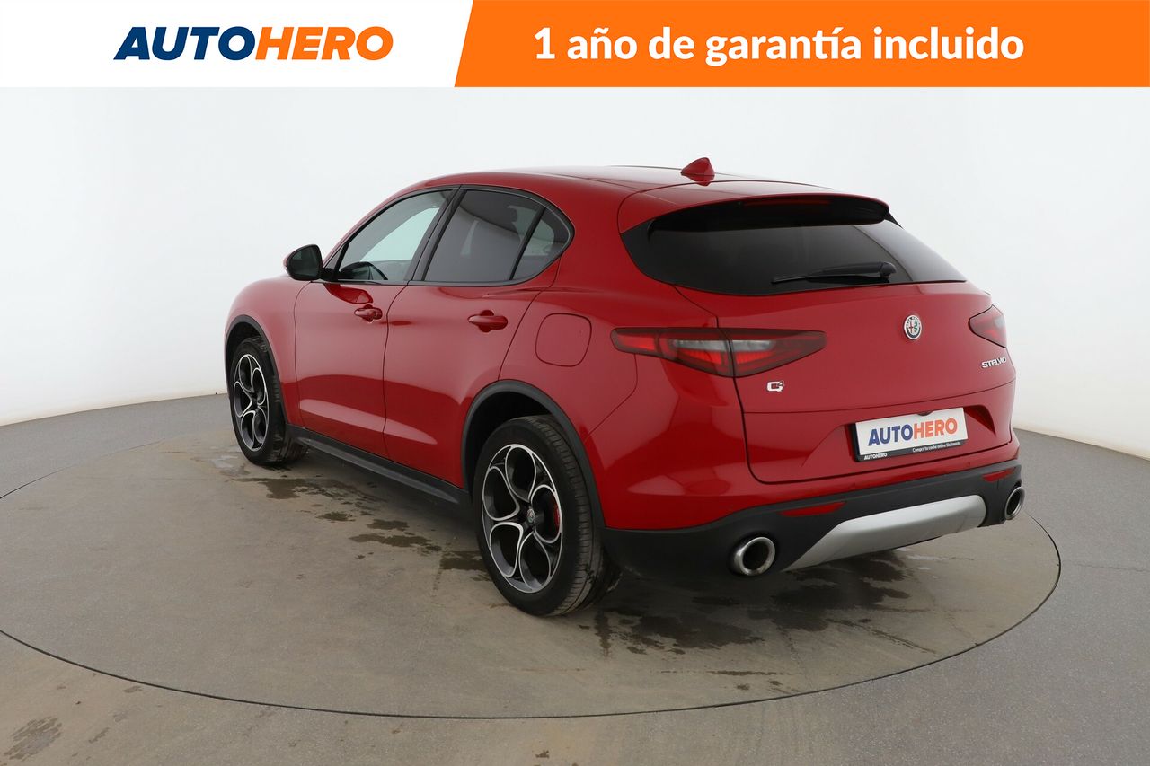 Foto Alfa Romeo Stelvio 3