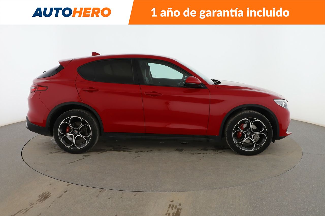 Foto Alfa Romeo Stelvio 6