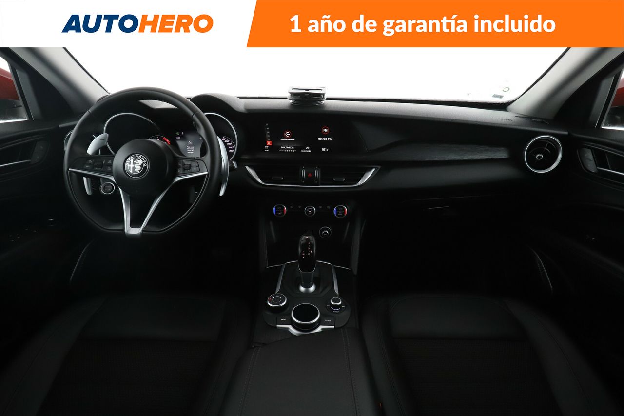 Foto Alfa Romeo Stelvio 12