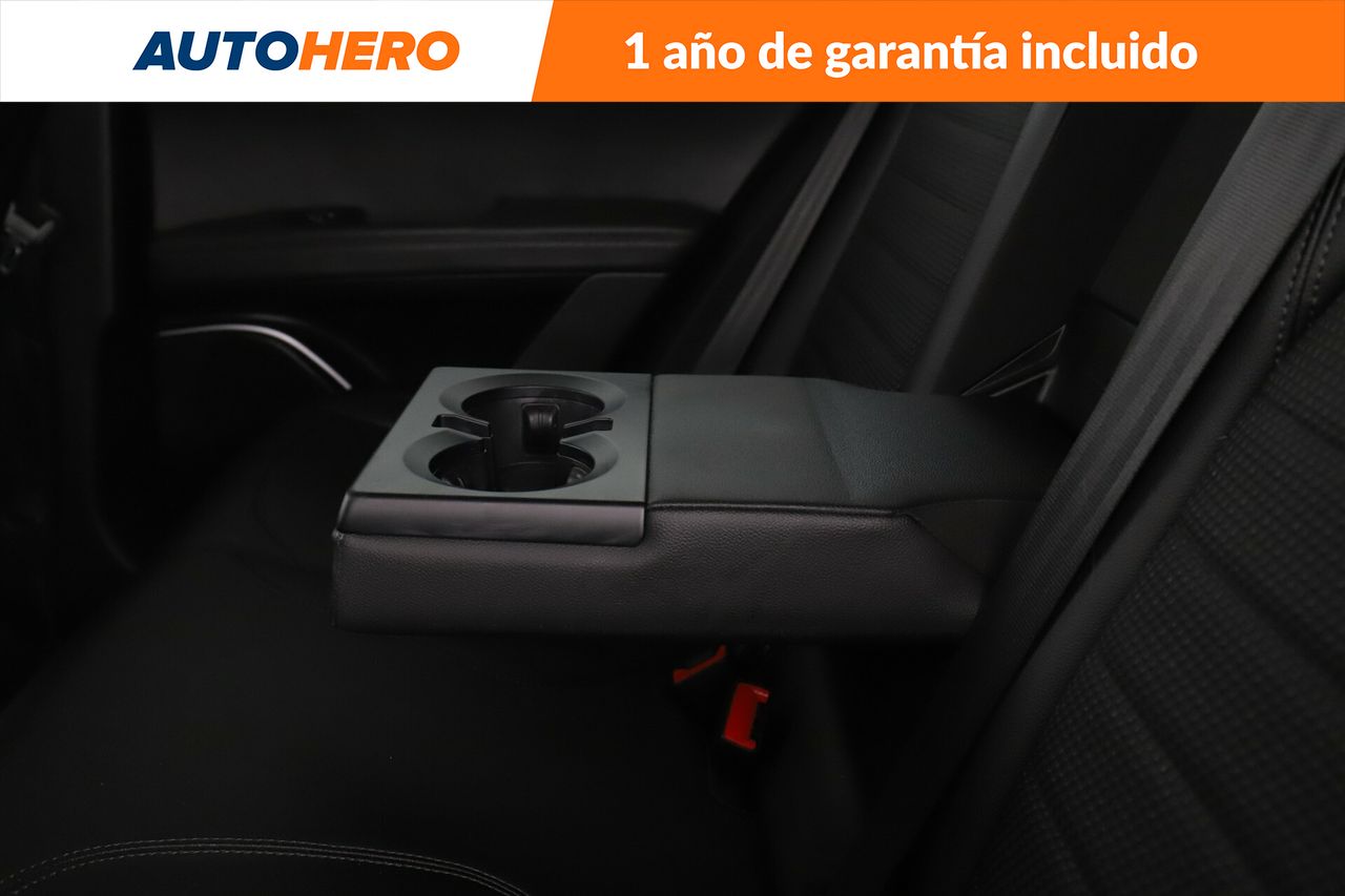 Foto Alfa Romeo Stelvio 23