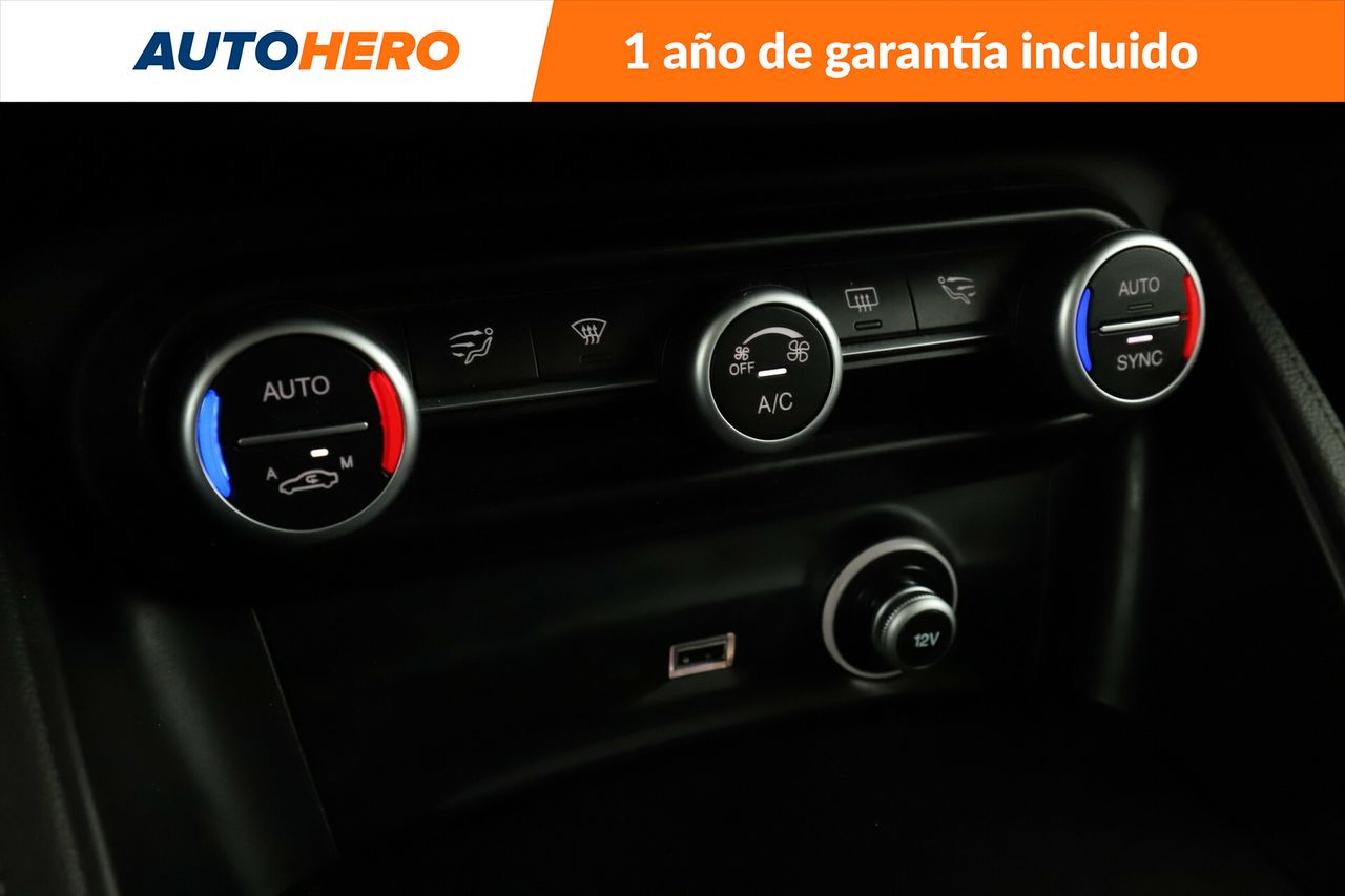 Foto Alfa Romeo Stelvio 28