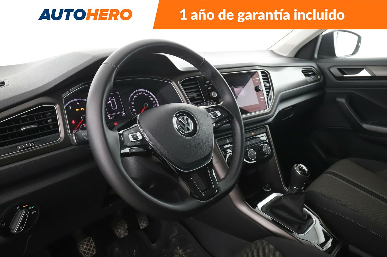 Foto Volkswagen T-Roc 11