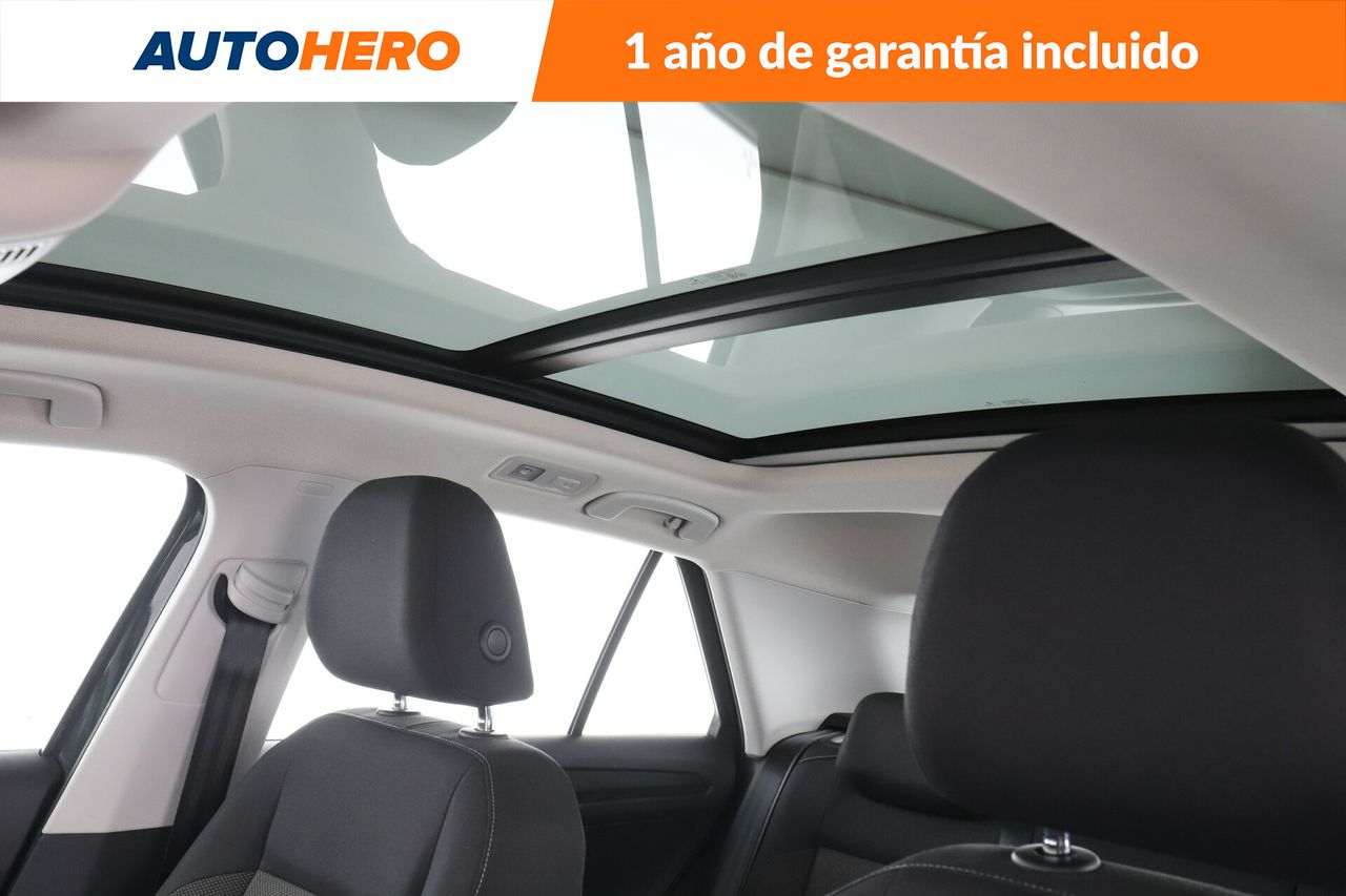 Foto Volkswagen T-Roc 28