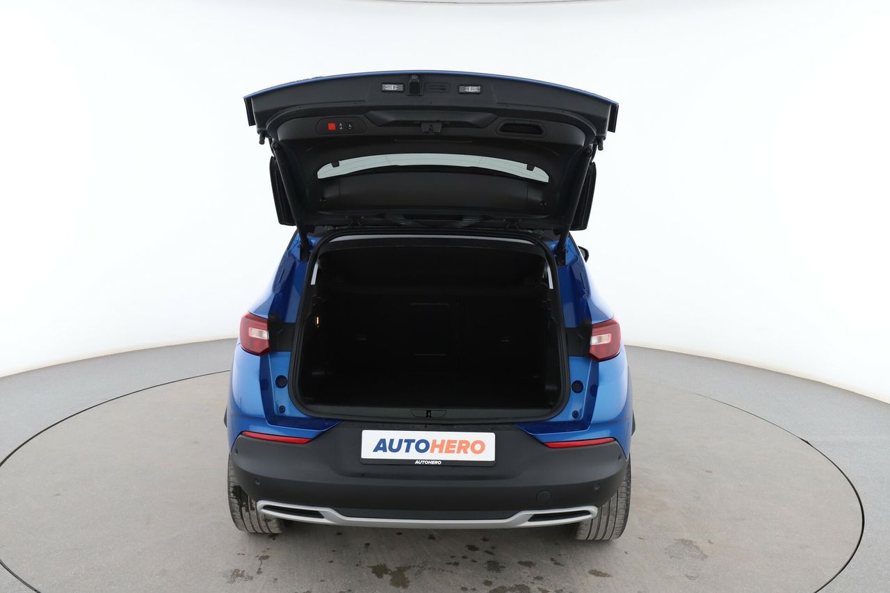 Foto Opel Grandland X 16