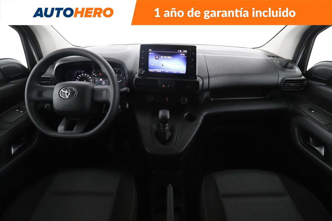 Foto Toyota Proace 12
