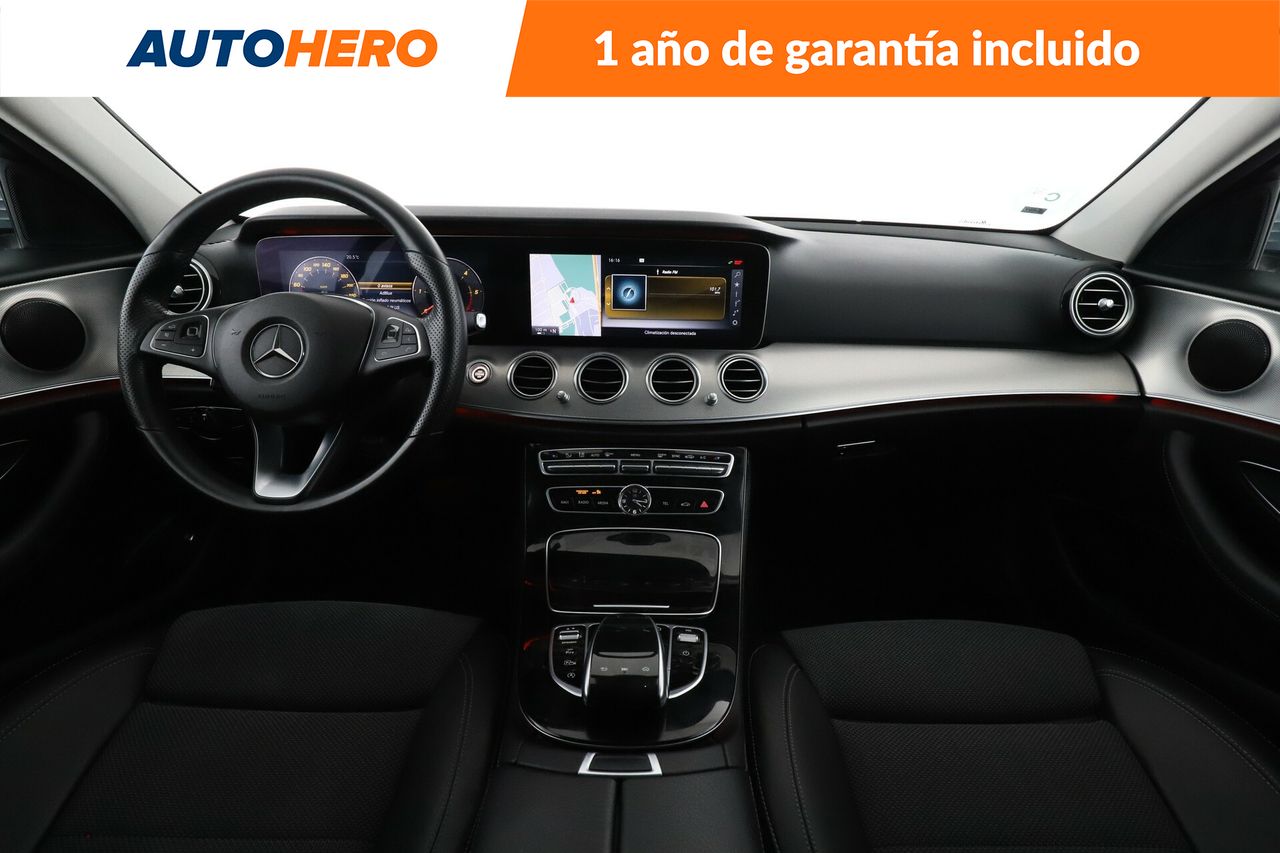 Foto Mercedes-Benz Clase E 12
