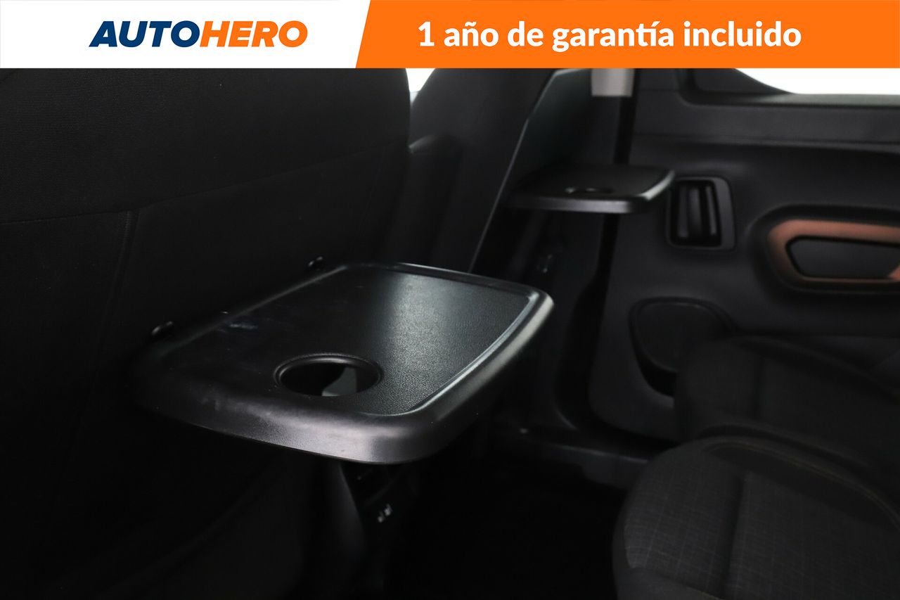 Foto Peugeot Rifter 23