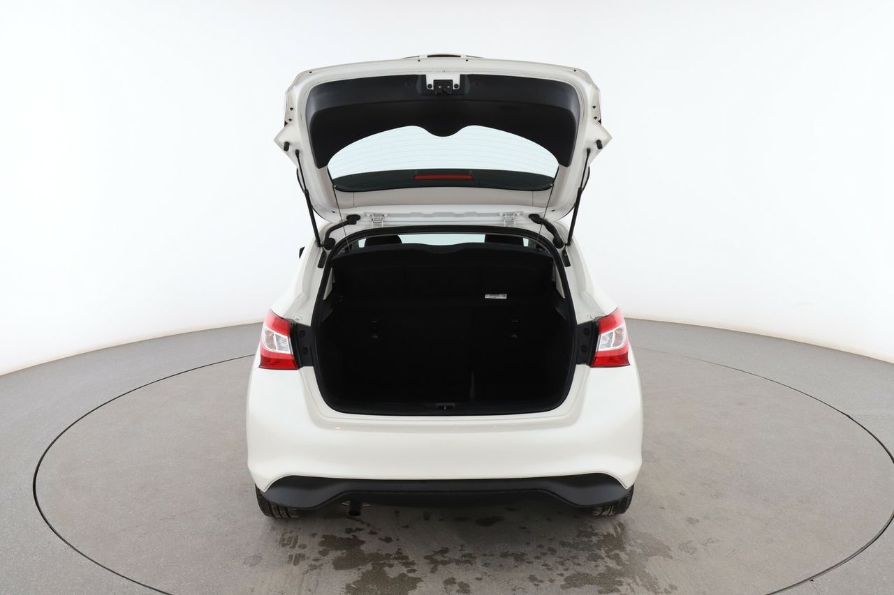Foto Nissan Pulsar 16