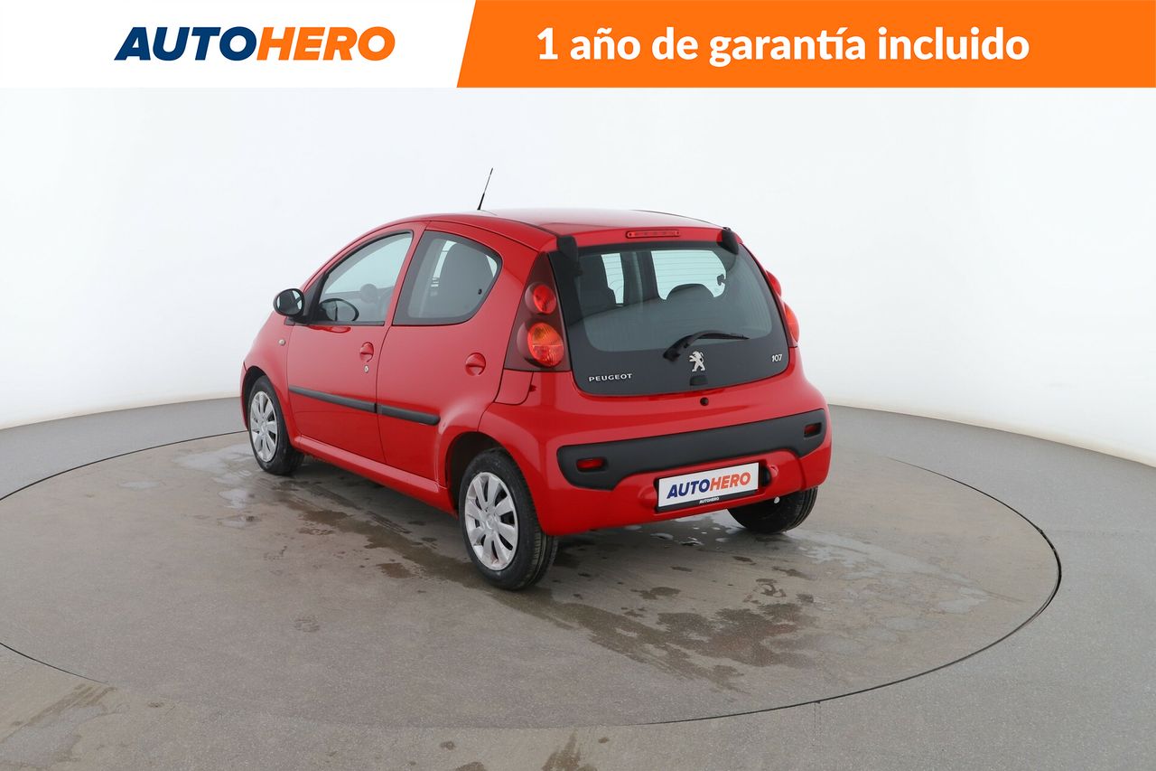 Foto Peugeot 107 4