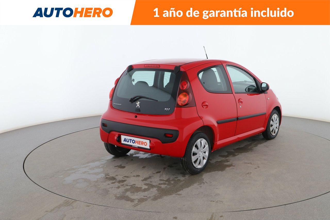 Foto Peugeot 107 6